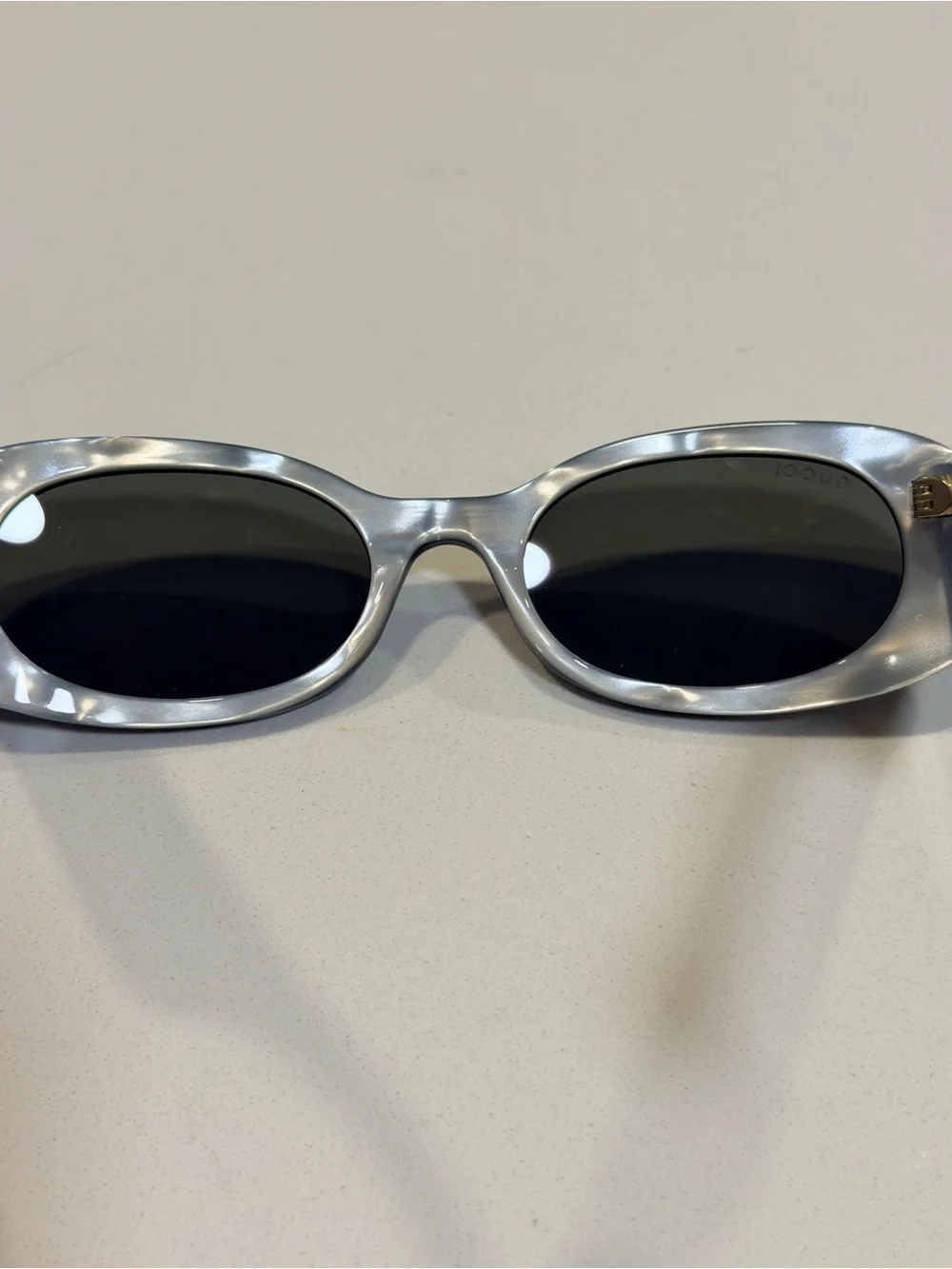 Gucci Black Oval Sunglasses Pearl Gray Arms Interlocking GG Brand New